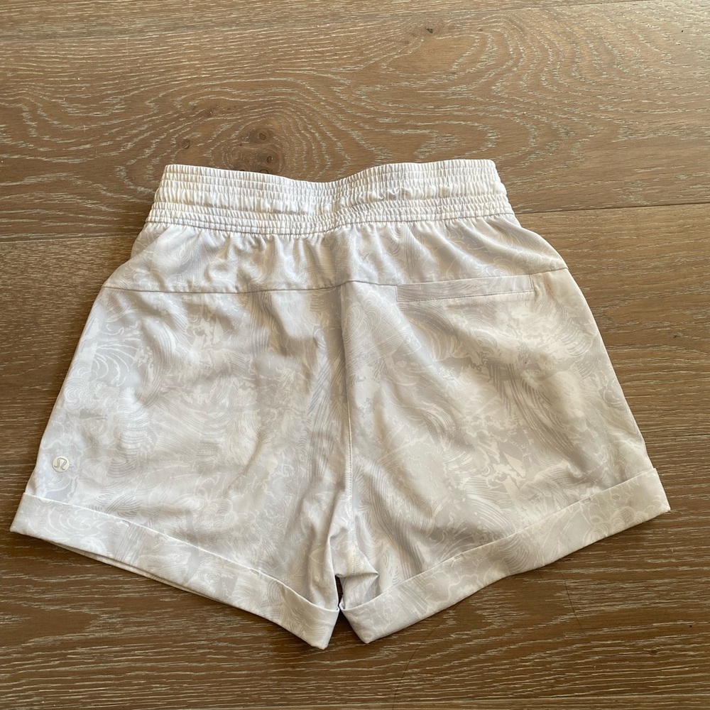 Lululemon shorts